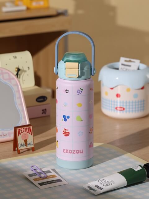 ขวดน้ำเก็บความเย็น เคลือบเซรามิก EKOZOU KATI AND CHATHAI ขนาด 750ML. (BLUE-PINK)